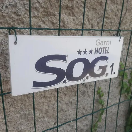 Garni S.o.g.* * * 호텔 Trenčín