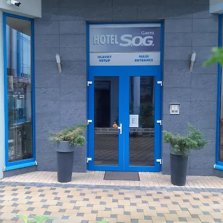호텔 Garni S.o.g.* * *