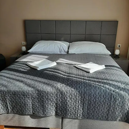 Garni S.o.g.* * * Hotel Trencin