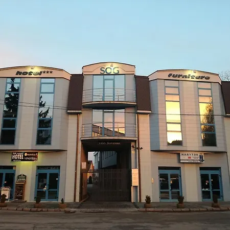 ホテル Garni S.o.g.* * * Trenčín